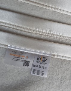 Decke aus Reiner Seide mit Satin-Seidenbesatz 2